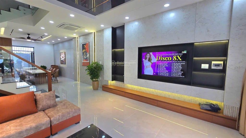 Nhà 3 tầng full nội thất mới đẹp gần ngã tư gói 3 mỹ gia bán nhanh 8650 ( rẻ nhất thị trường gói 3