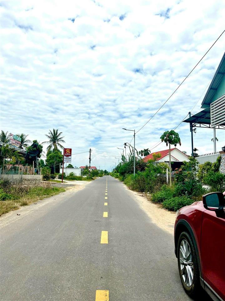 Bán nhanh lô đất 128m2 mặt tiền đường nhựa 13m trung tâm xã diên phước giá bán 1750  0901 920 ***