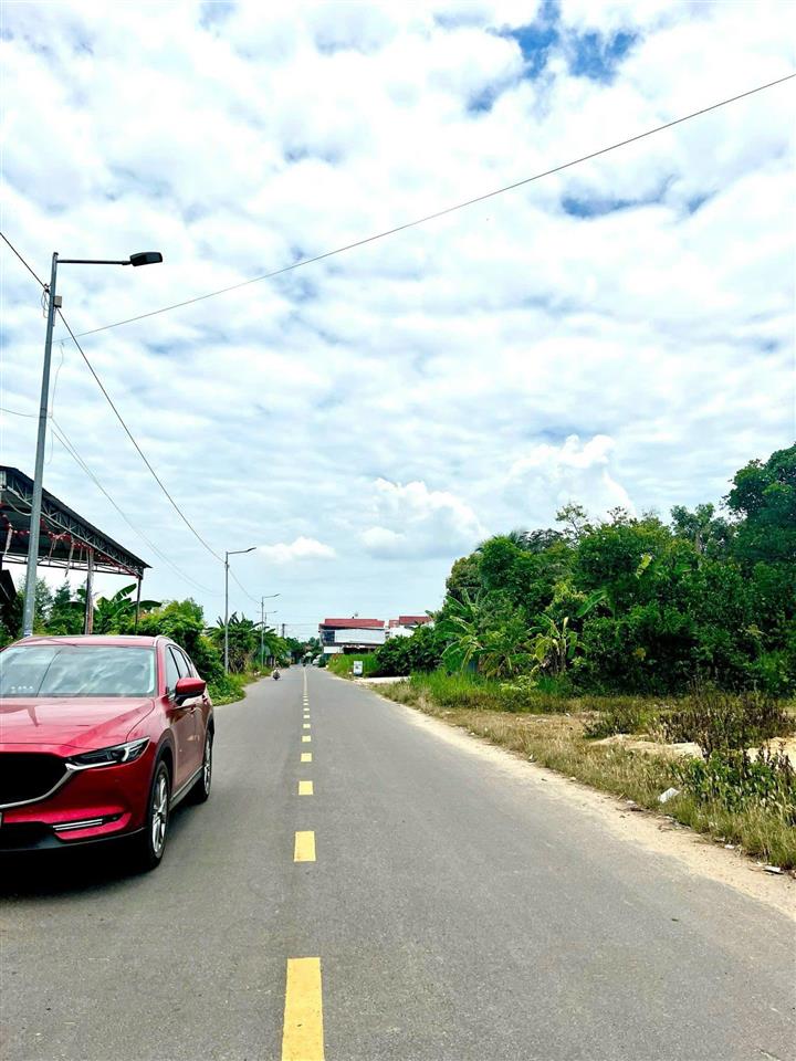 Bán nhanh lô đất 128m2 mặt tiền đường nhựa 13m trung tâm xã diên phước giá bán 1750  0901 920 ***