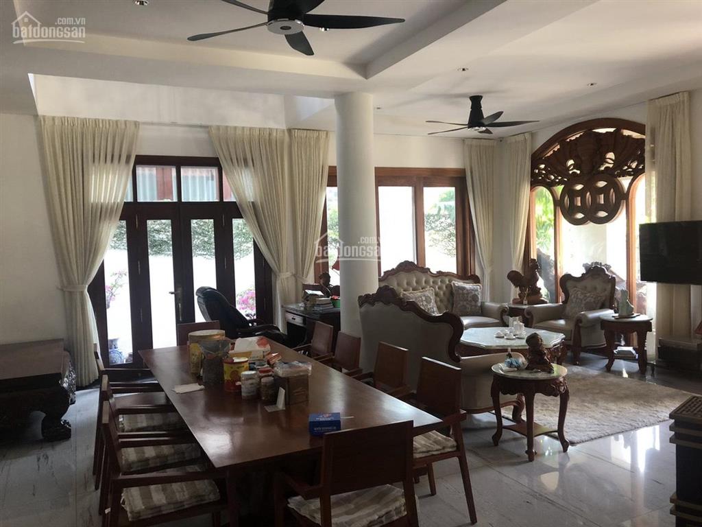 Bán khách sạn góc công viên hưng phước, phú mỹ hưng, quận 7, giá 40 tỷ,  0909 591 ***