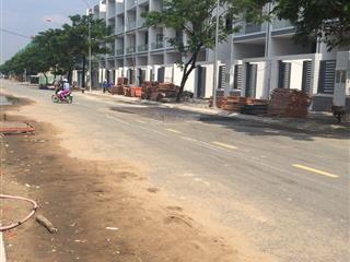 Bán gấp lô đất biệt thự kdc sở văn hóa thông tin đường liên phường phú hữu 240m2 giá 57tr