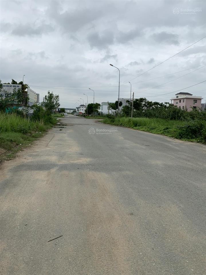 Bán gấp nền biệt thự 384m2 kdc phú nhuận phước long b tp. thủ đức 75 triệu/m2