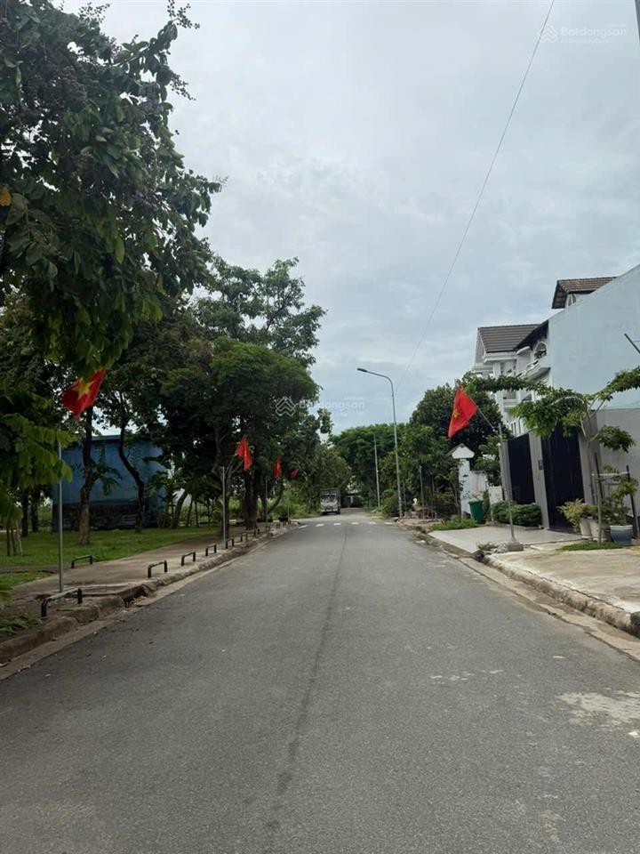 Bán gấp lô đất 8x13 đường quang trung sát trường hoa lư 8.1 tỷ