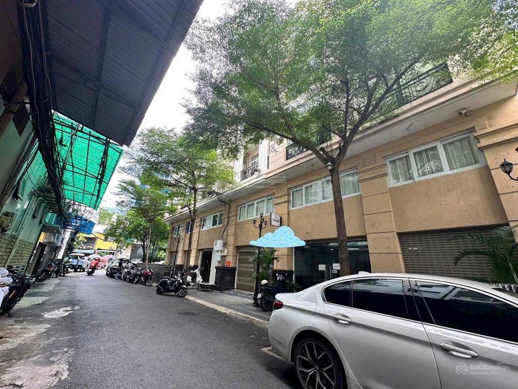 Bán nhà mặt tiền nội bộ hậu giang p2 q6, 8x12m, cấp 4 tiện xây mới, giá 21,5 tỷ