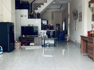 Cần bán gấp dãy trọ 3 tầng 306m2 thổ cư, dòng tiền 20 triệu/tháng, giá chỉ 9.3 tỷ