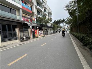 Cần cho thuê gấp shophouse 6th element, xuân la, tây hồ, hà nội