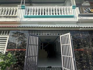 Bán nhà 1t, 1l gần kcn hoàng gia, sát ngã 3 mỹ hạnh. nhà mới 2 pn giá 1 tỷ 680, shr