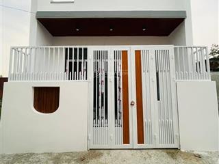 Bán nhà mới xây gần kdc đức hoà 5x15, 2pn giá 1 tỷ 520