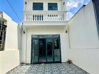 Bán nhà ấp tràm lạc gần ngã 3 mỹ hạnh, 3pn, nhà mới, đường chuẩn bị lên nhựa