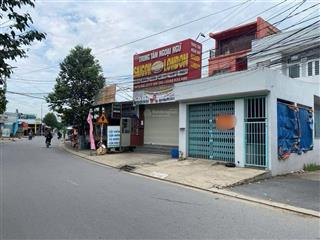 Bán nhà mặt tiền đường giồng lớn + 3 phòng trọ xã mỹ hạnh