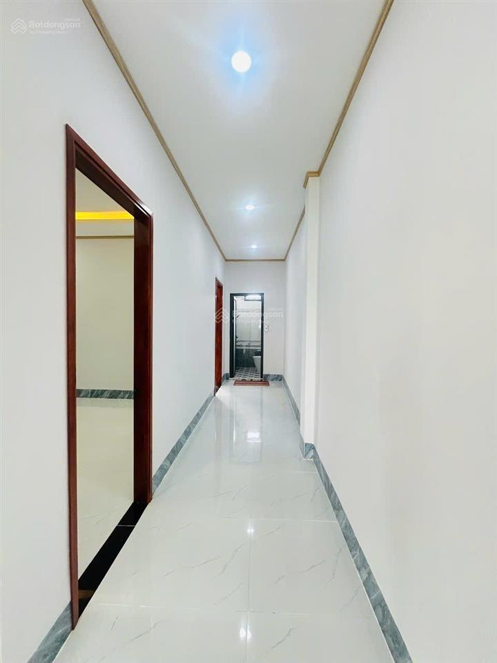 Chủ kẹt tiền giảm ngay 200tr bán căn nhà vườn cực đẹp xã mỹ hạnh nam