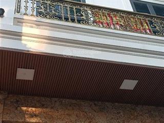 Mặt phố trung tâm quận thanh xuân, ngã tư sở, 186m2, 8t, mt 5m, doanh thu 150 triệu/tháng