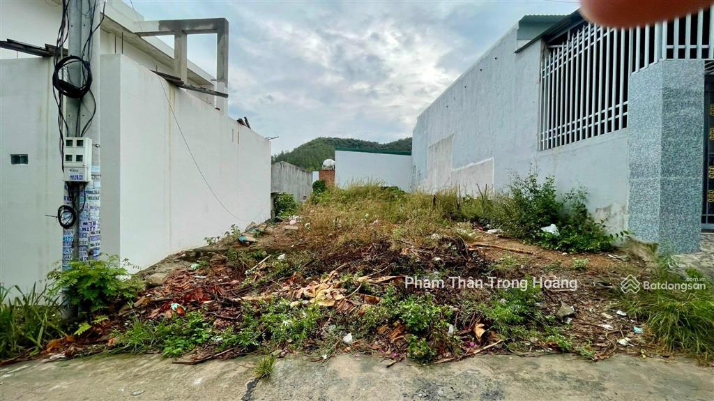 Bán đất gần trường lái xe quân đội đường 8m cách biển 10 phút nha trang 150m2 (rộng 7,87m)  3,1 tỷ