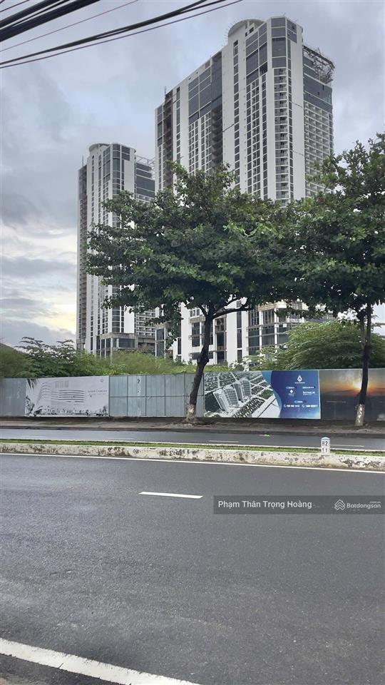 Bán đất vàng 2 mặt tiền phạm văn đồng  rộng 20,8m  đối diện kđt nghỉ dưỡng  giá chỉ 130tr/m2