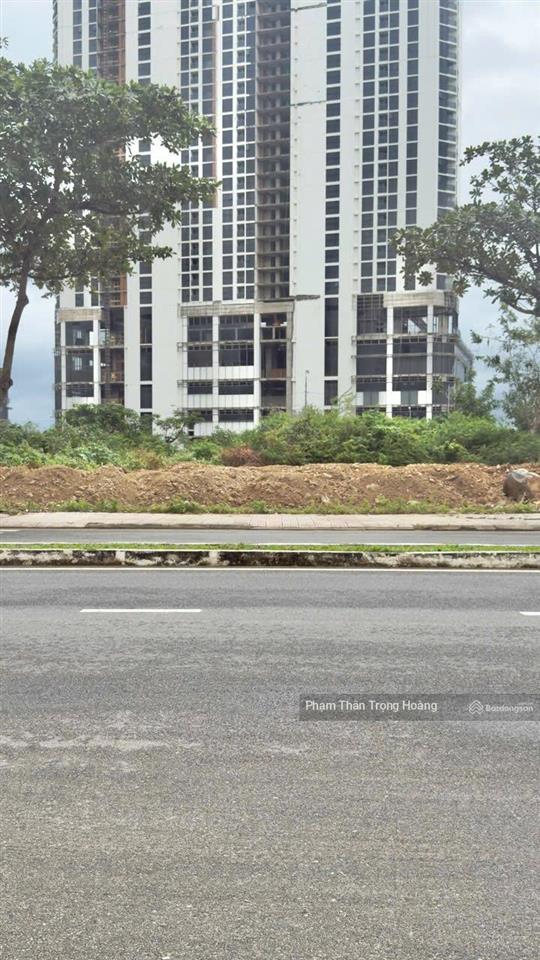 Bán đất biệt thự mặt tiền phạm văn đồng bên cạnh dự án crystal marina bay 318,8m2  giá 75trđ/m2