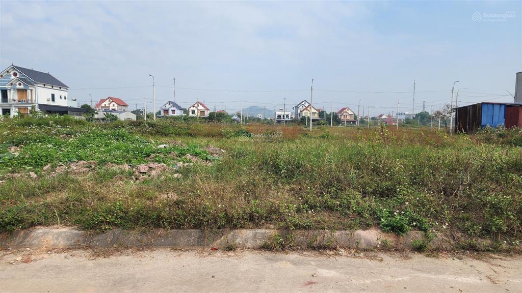 Bán 100m2 đất đấu giá | đất lõi 3 kcn |giá 1,55 tỷ