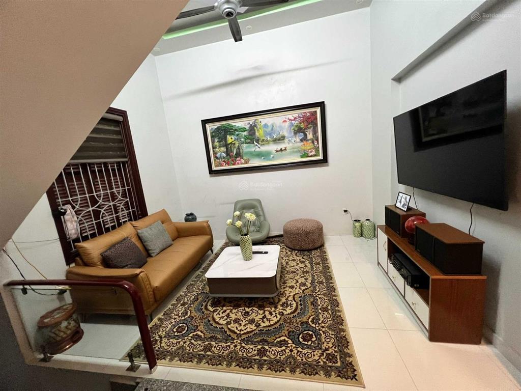 Bán nhà phố phụng pháp trung tâm văn cao, 2 mặt ngõ thoáng mát