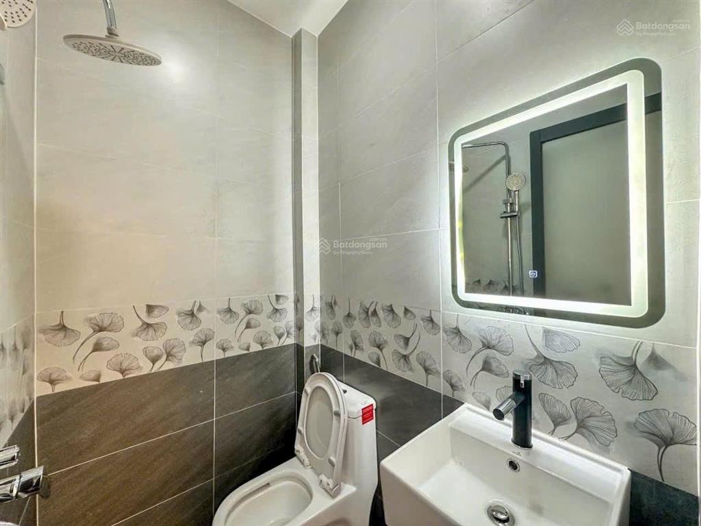 Bán nhà sổ riêng 3,99 tỷ hẻm 2855 huỳnh tấn phát nhà bè. (cách trục chính đường htp chỉ 50m)