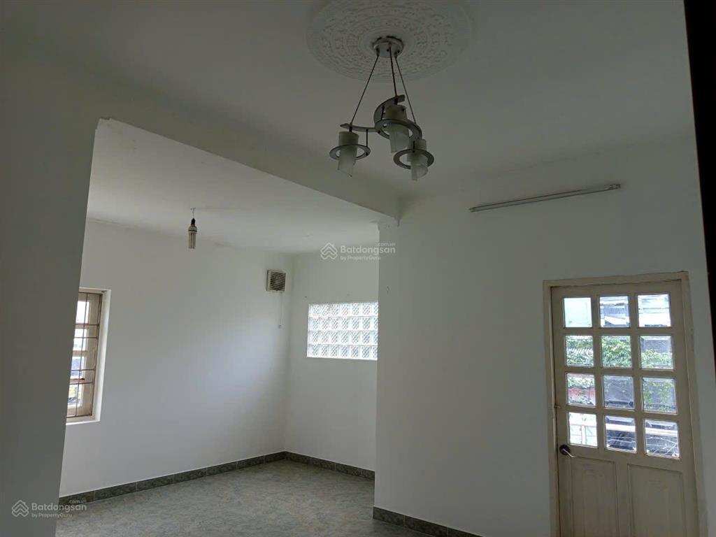 Bán & cho thuê căn góc 2 mặt tiền nguyễn duy trinh  bình trưng,quận 2
(3 sổ liền nhau 395m  99tỷ)