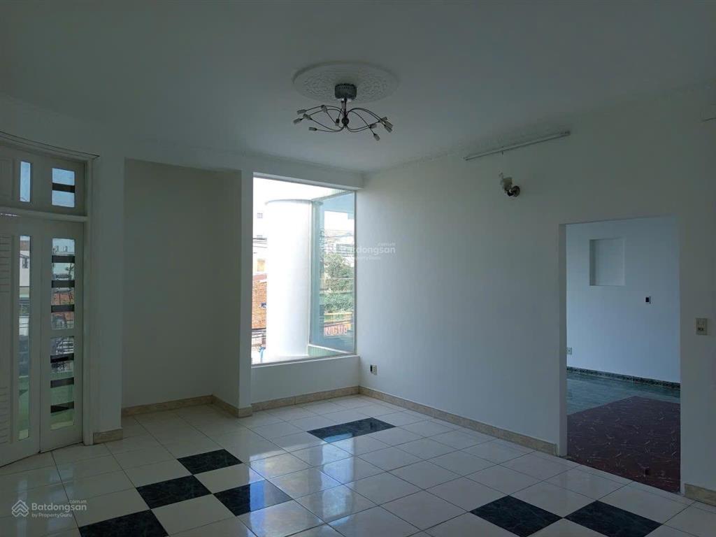 Bán & cho thuê căn góc 2 mặt tiền nguyễn duy trinh  bình trưng,quận 2
(3 sổ liền nhau 395m  99tỷ)