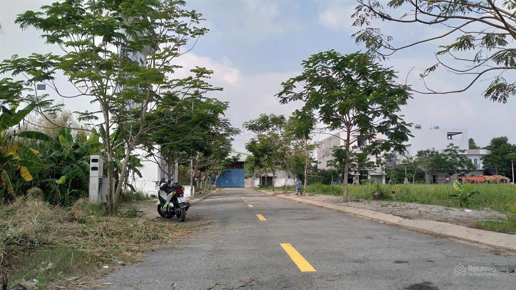 Cần tiền giảm giá chốt nhanh 2,2tỷ bán đất khu dân cư nam sài gòn (ngay khu công nghiệp long hậu)