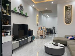 Bán nhà 2 tầng mặt tiền đường b10, sổ đỏ sang tên, kđt vcn phước long 2, nha trang