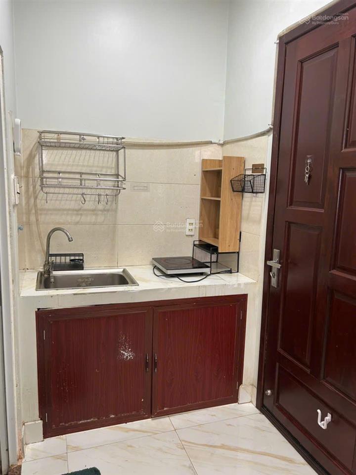 Phòng hẻm dạ nam, phường 2, quận 8,  giá 4tr5  điện 4000/kw