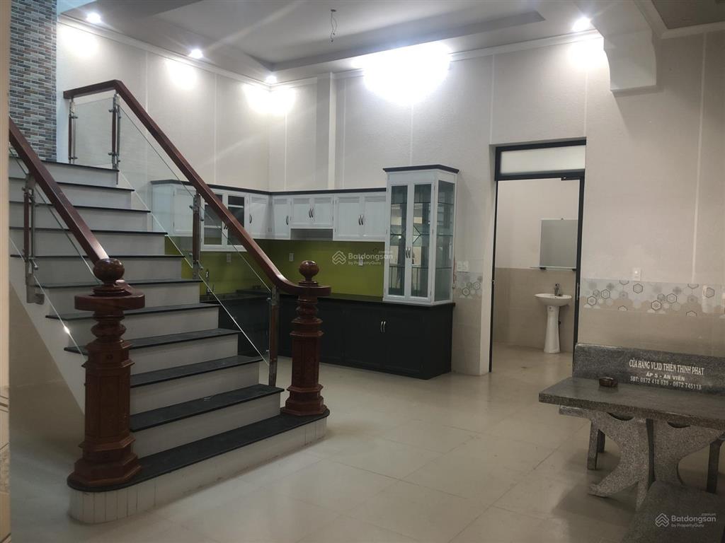 Cho thuê mặt bằng kinh doanh cổng chính kcn giang điền, 1 lầu 1 trệt, 400m2 phù hợp mọi ngành nghề
