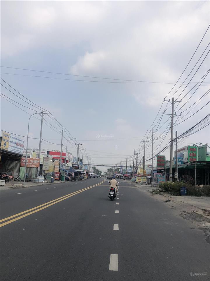 Cho thuê mặt bằng kinh doanh cổng chính kcn giang điền, 1 lầu 1 trệt, 400m2 phù hợp mọi ngành nghề