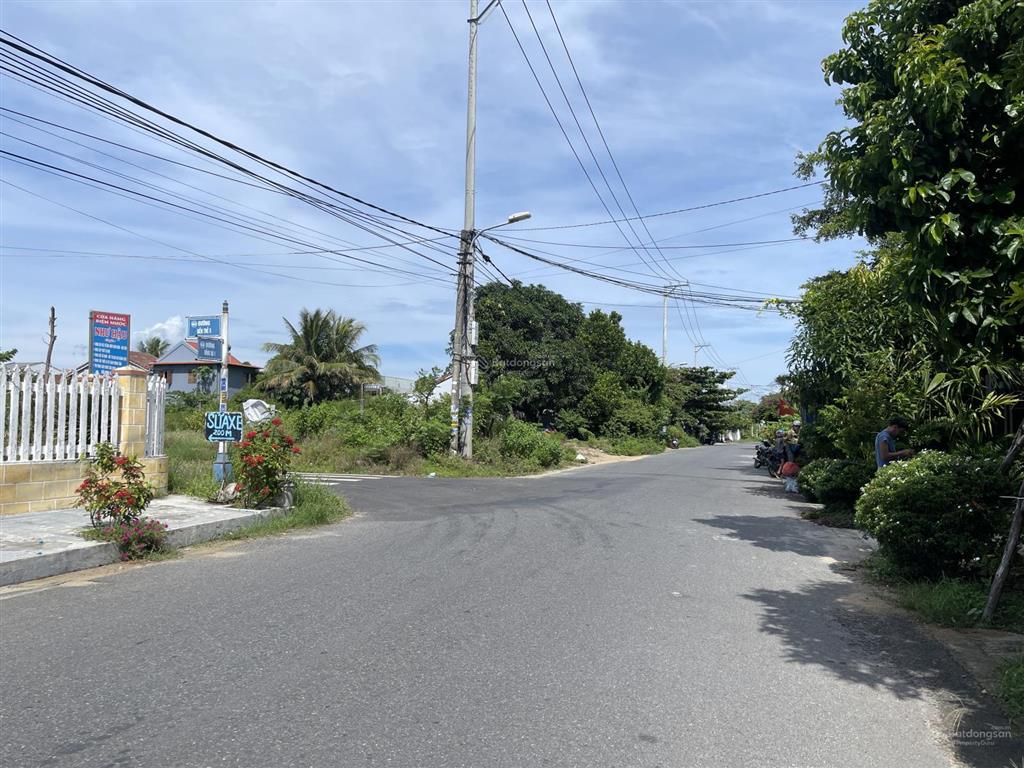 Mặt tiền đồng nà 1, sau lưng là sông cổ cò, vị trí đẹp, giá đầu tư.