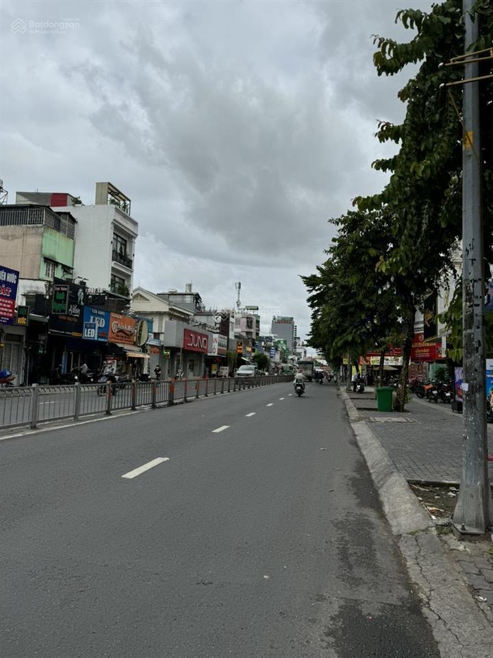 Cần bán gấp nhà mt kinh doanh quang trung, gv, dt 5x20m giá chỉ 10.9 tỷ,  0937 405 ***