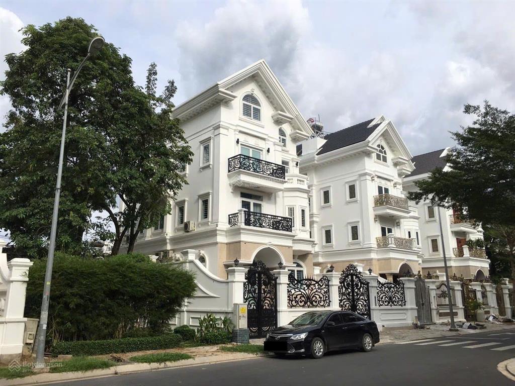 Bán biệt thự đơn lập cityland garden hill p5 gv dt 14x20m hầm 4 tầng giá chỉ 69.9 tỷ  0937 405 ***