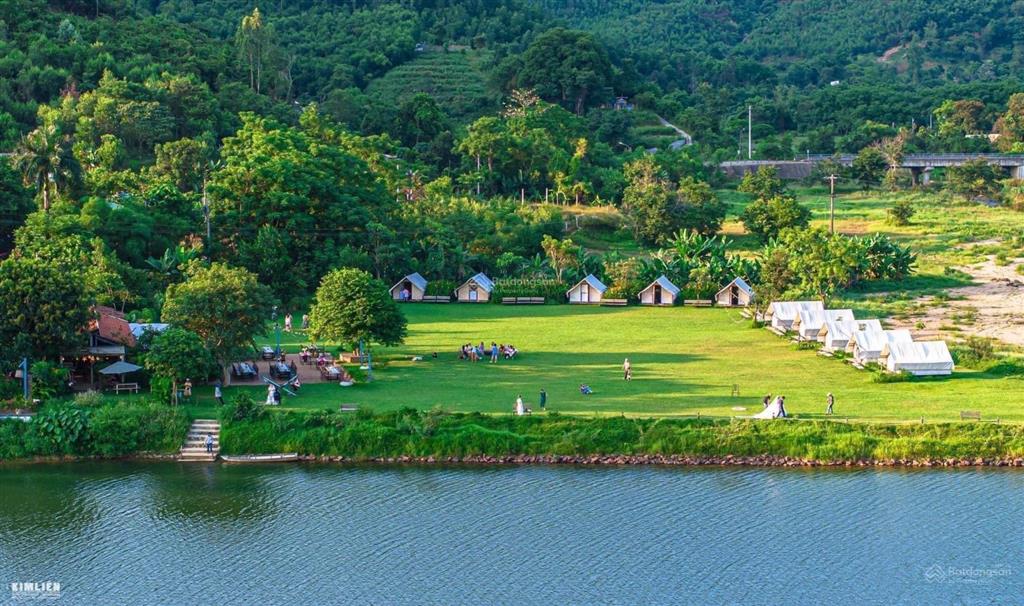 800m2 có hơn 300m2 đất ở ven sông thuộc thôn trường định  hoà liên giá chỉ 7.4 tỷ 0905 556 ***
