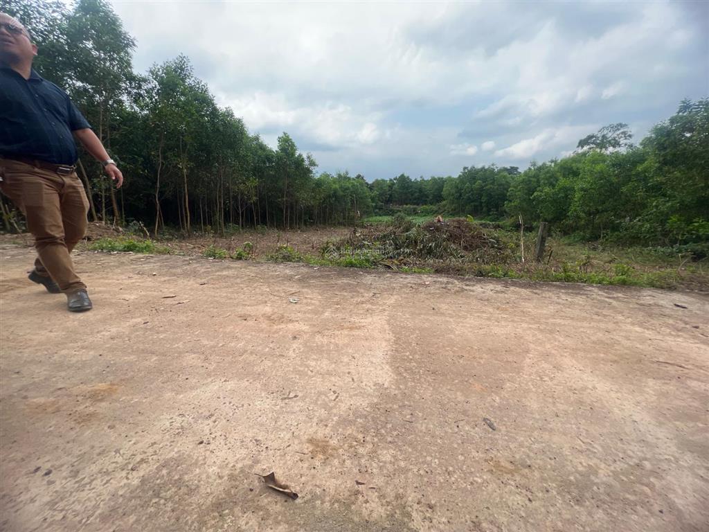 900m2 có 180m2 đất ở giá 5.5 tỷ đường 5m cách dt 602, ủy ban xã hòa ninh chỉ 200m