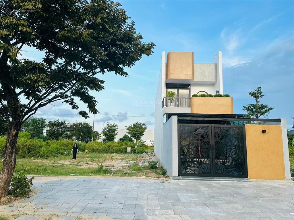 Cần bán đường 10.5m khu đô thị golden hills hoà hiệp liên chiểu  đà nẵng, giá 4.05 tỷ/125m2