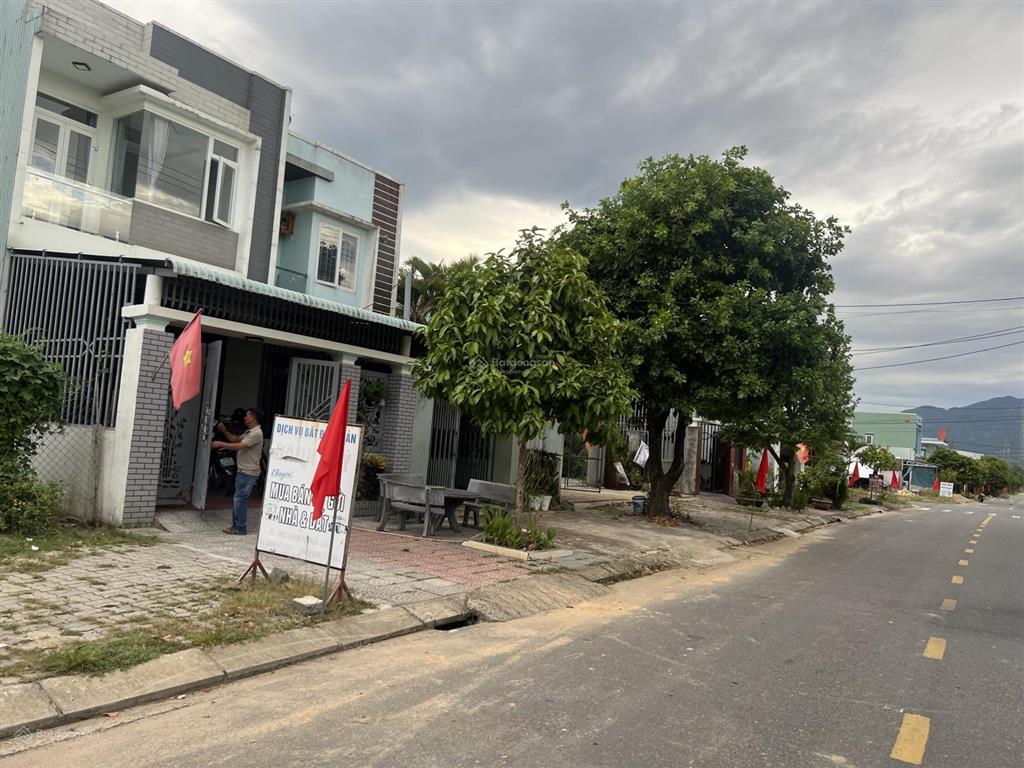 Cần bán dãy trọ 6 phòng kiên cố đường 5.5m hoà liên 4, dt 150m2, giá 3.7 tỷ siêu rẻ thu nhập tốt