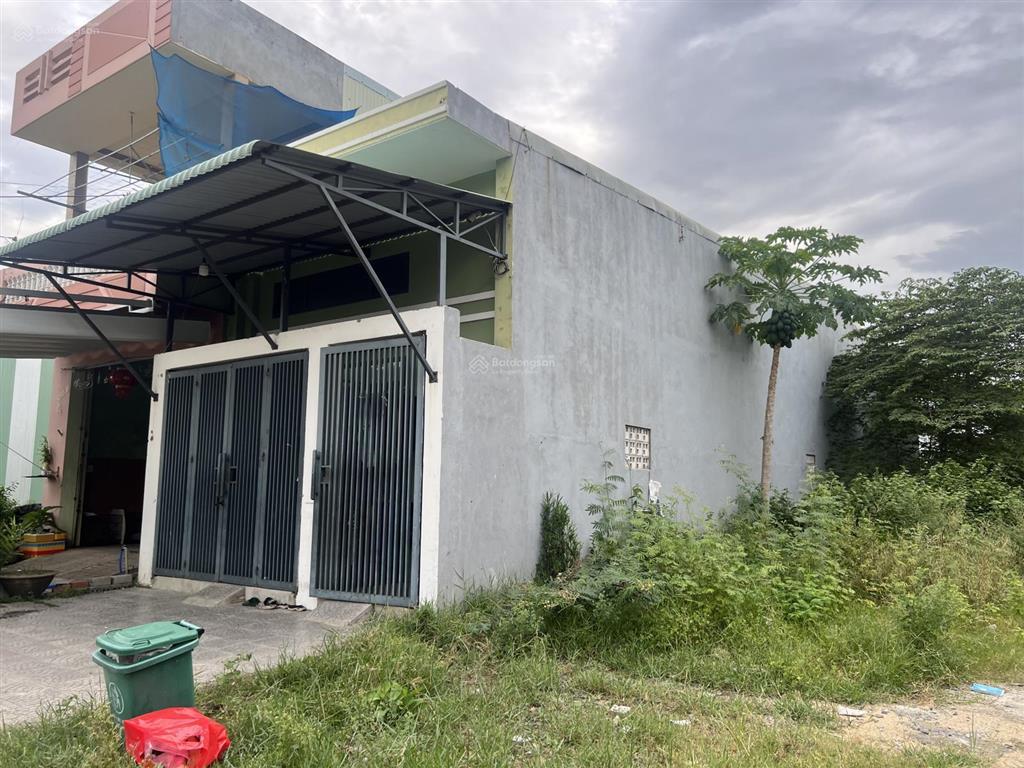 Cần bán dãy trọ 6 phòng kiên cố đường 5.5m hoà liên 4, dt 150m2, giá 3.7 tỷ siêu rẻ thu nhập tốt