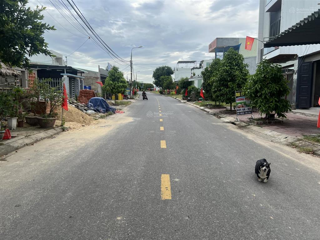 Cần bán dãy trọ 6 phòng kiên cố đường 5.5m hoà liên 4, dt 150m2, giá 3.7 tỷ siêu rẻ thu nhập tốt