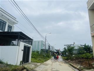 Hòa ninh 1 đường 5.5m dt 95m tại ba nà , đà nẵng giá chỉ 1.85tỷ taay bắc. 0905 556 ***