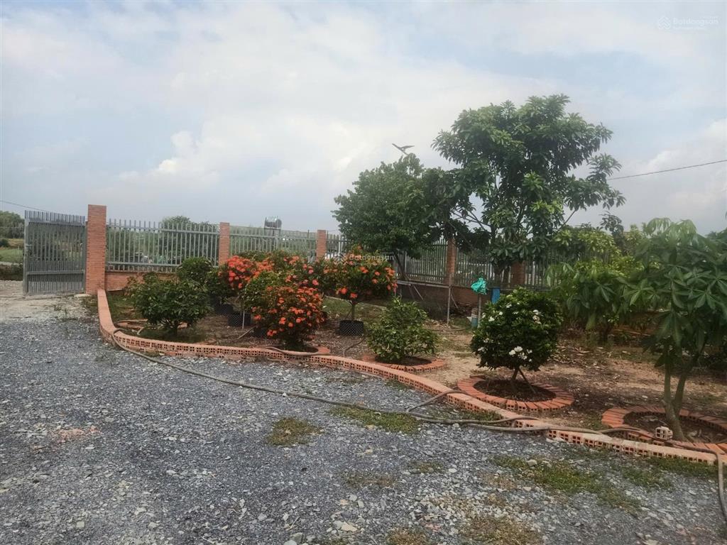 Đất vườn trái cây, ao cá gần sông sài gòn chỉ hơn 2tr/m2