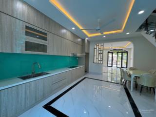 Cần cho thuê nhà đẹp, an ninh, 4 pn, có nt, lavilla city, phường long an, tây ninh. ngay st aeon