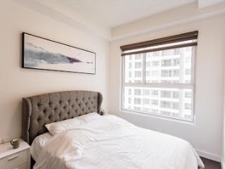 Cho thuê, căn hộ cao cấp, 71m2, giá thuê 17tr bao phí qly, căn hướng đông đẹp   0901 632 ***