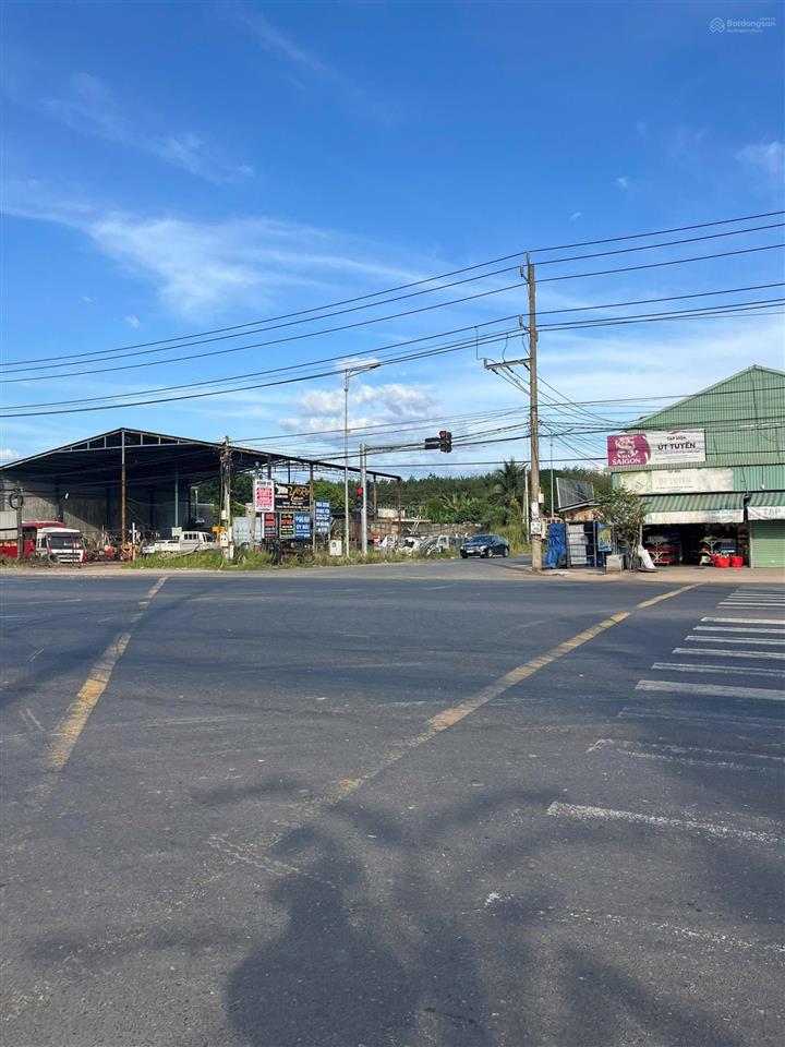 Chính chủ cắt lỗ 500tr bán nhanh lô đất 191m2 mặt tiền đường cao bá quát 16m  0911 133 ***