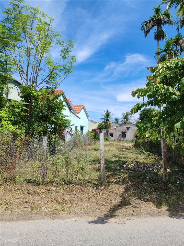 Bán lô đất mặt tiền đường tống văn sương view hồ thoáng mát