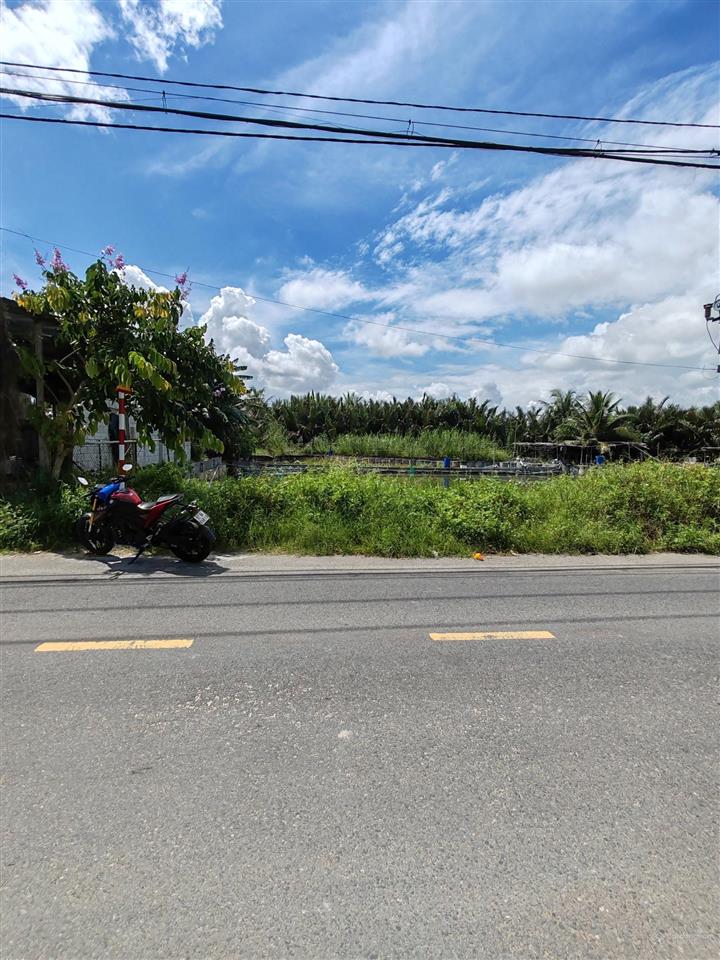 Bán lô đất mặt tiền đường tống văn sương view hồ thoáng mát
