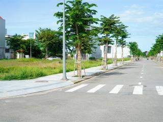 1 lô hướng tây đôí diện công viên giá chỉ 1,5xx