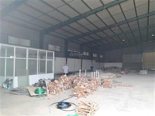 Cho thuê kho,xưởng 1200m mái cao 8m ngay eon tân phú