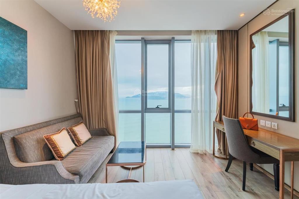 Căn phố view rộng giá 2.050 tỷ, view biển trực diện 2.450 tỷ