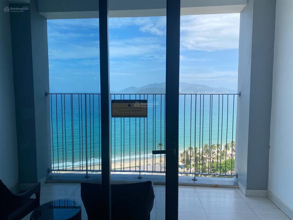Bán căn view phố có máy giặt giá 1,9 tỷ  0901 383 ***