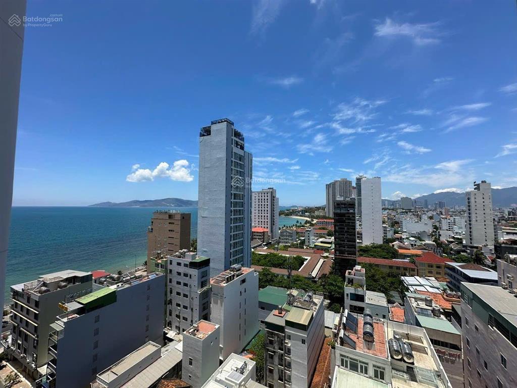 Bán căn studio đông nam tầng trung giá 2.250 tỷ 0901 383 ***